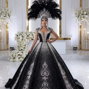 Ébène – schwarzes Hochzeitskleid von frecH